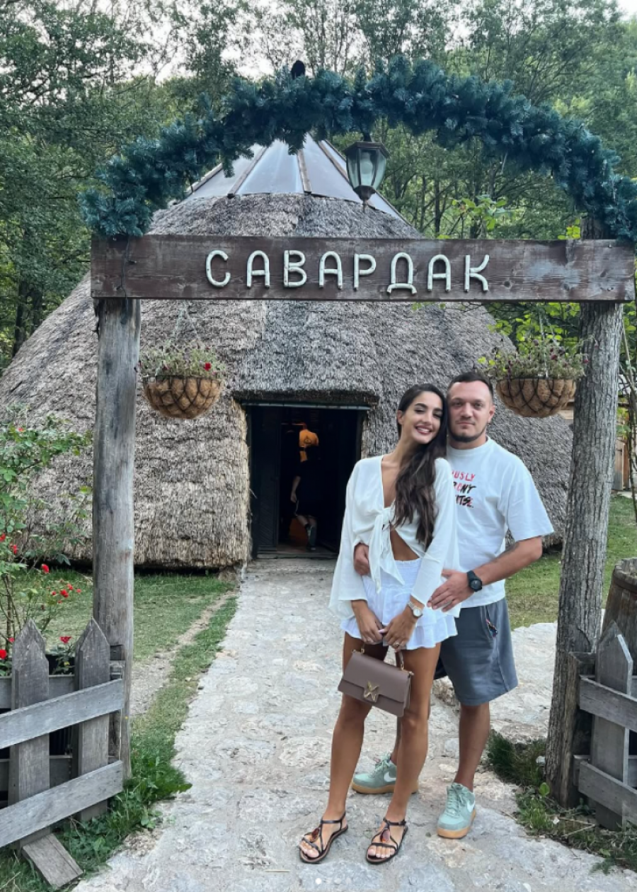 Anđela Đuričić i Gastoz instagram Crna Gora